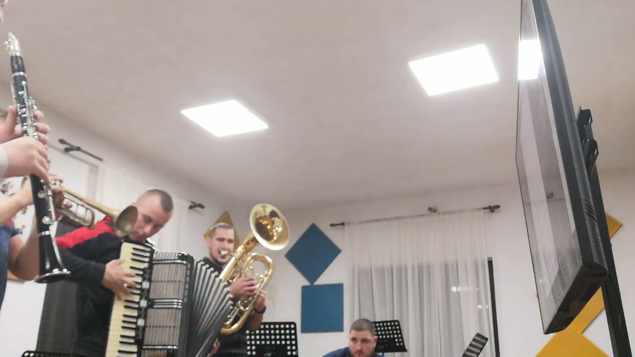 KRAINERI - GREMO NA GORENJSKO - snimka s probe