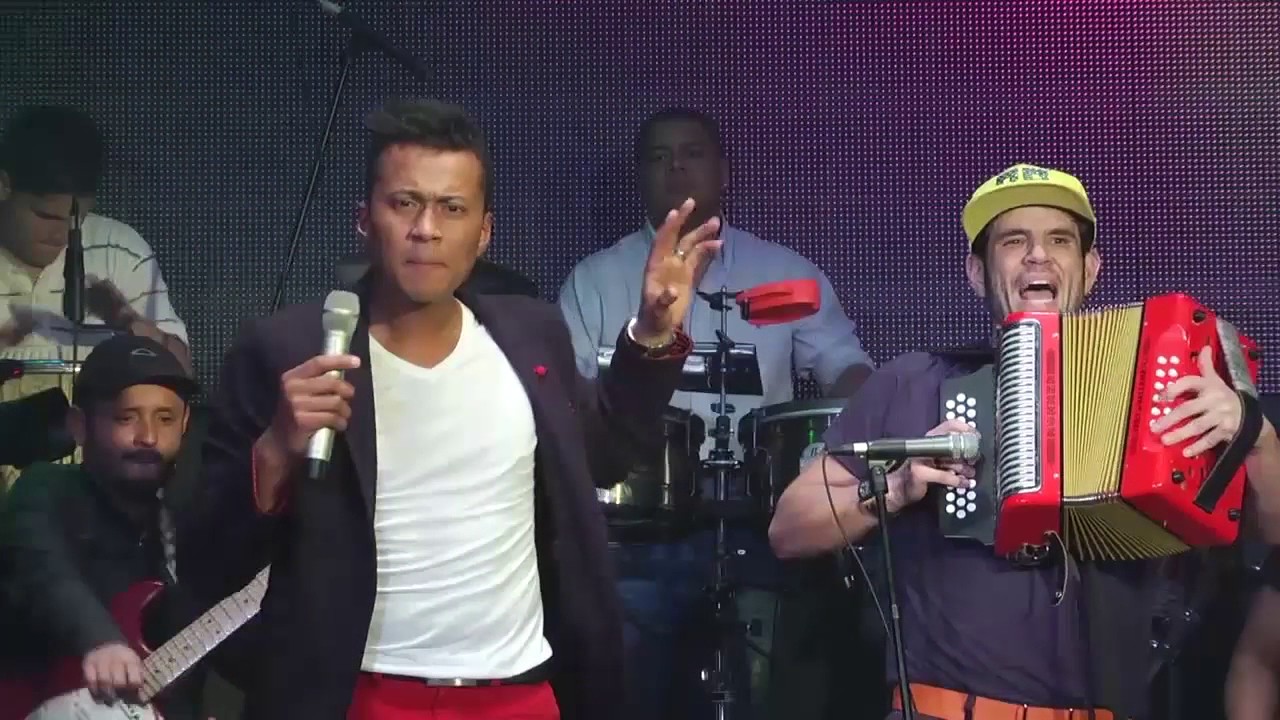 El puma del Vallenato & Juancho de la Espriella - Pidiendo Via - Encuentro Acordeneros