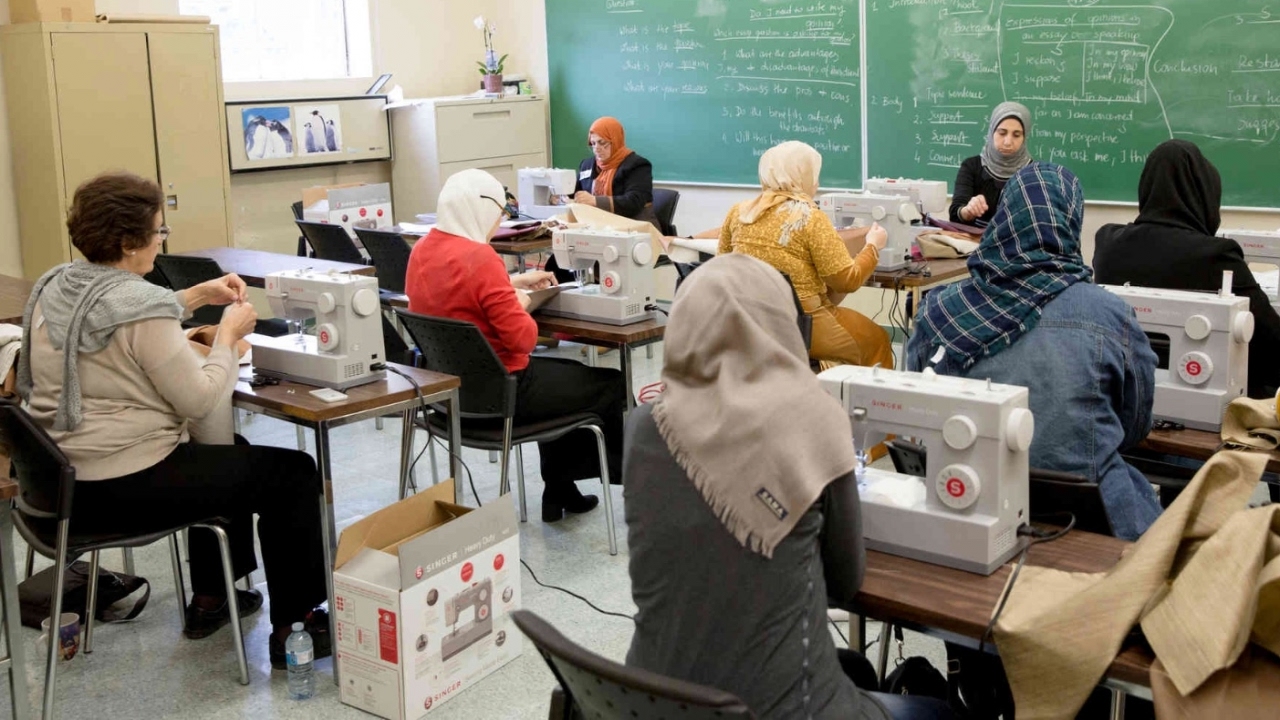 Sewing classes help refugees in Canada