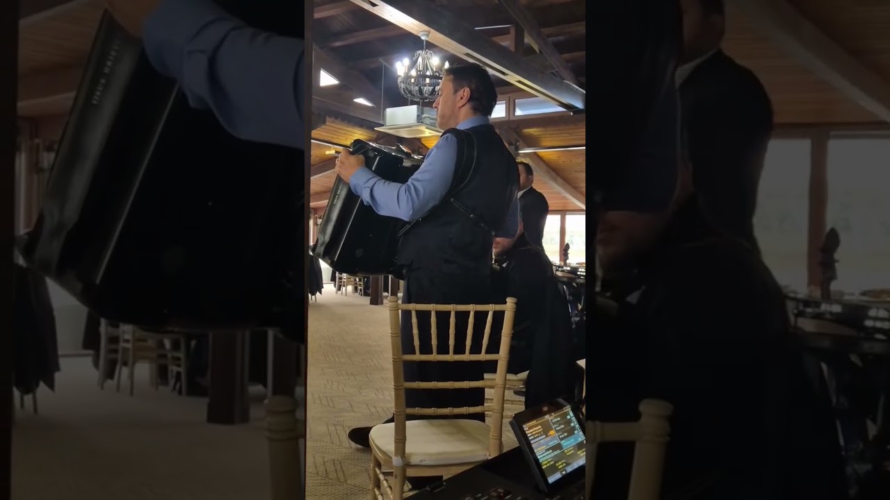 Marian Mexicanu va dedica un colaj de melodii vechi lautaresti