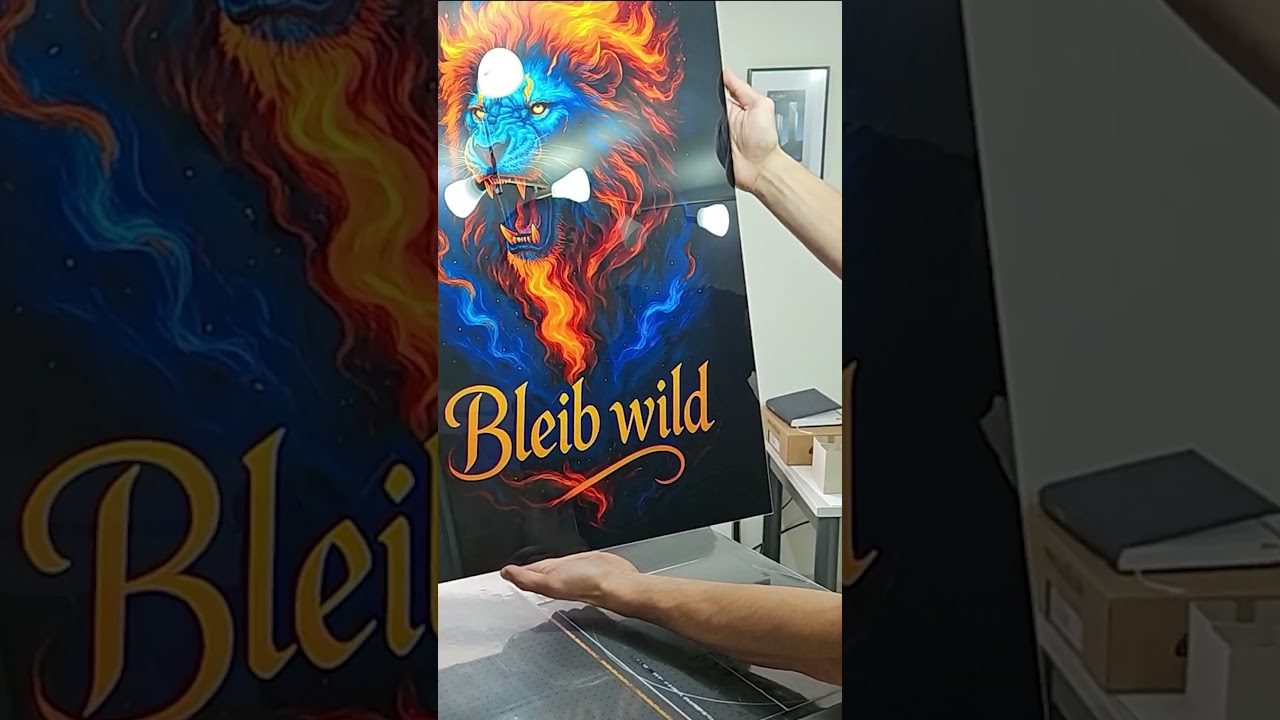 Feuer-L&ouml;we auf Acrylglas &ndash; Highlights! #uvdruck #uvprinting #printing #art #kunstwerk
