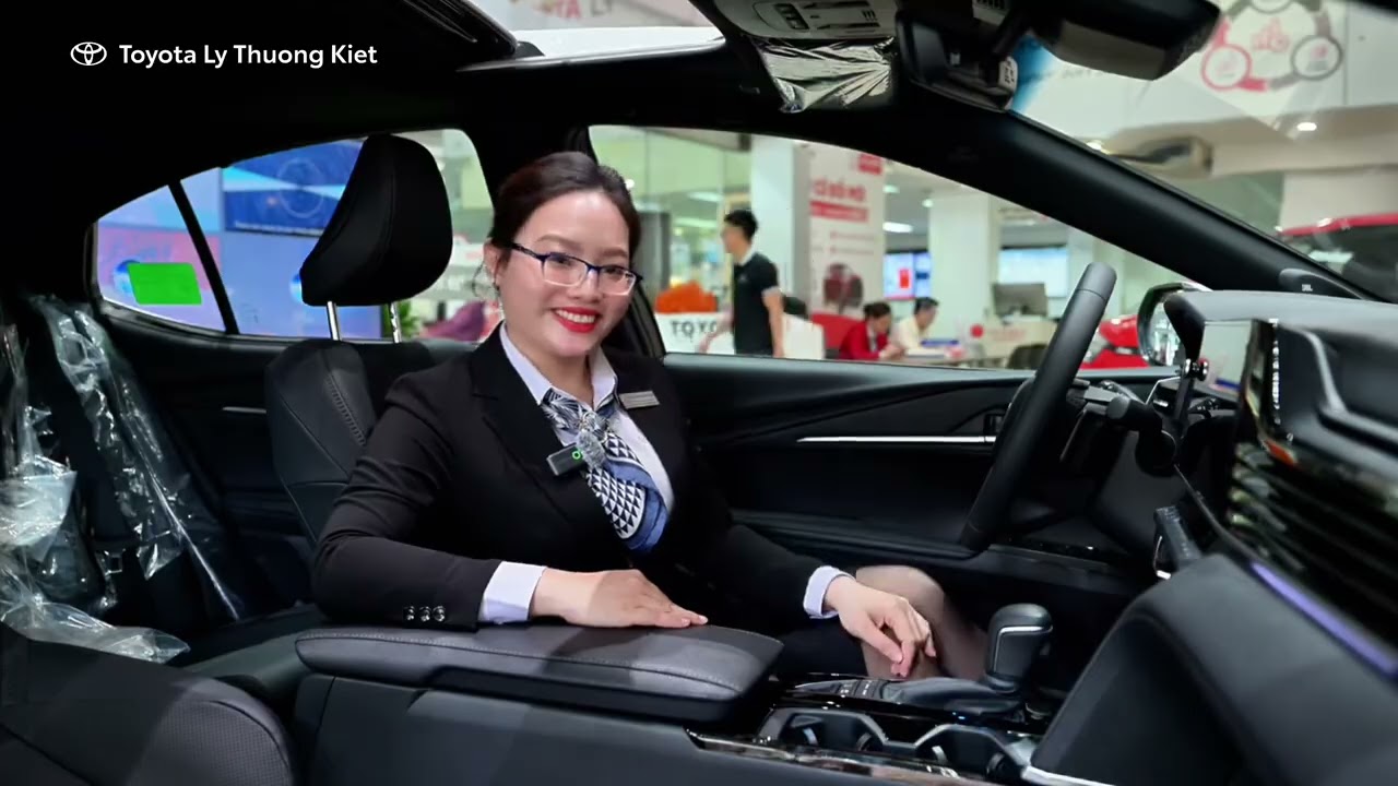 TOYOTA CAMRY 2025 – SANG TRỌNG VƯỢT TẦM, ƯU ĐÃI KHỦNG ĐẾN 100 TRIỆU 