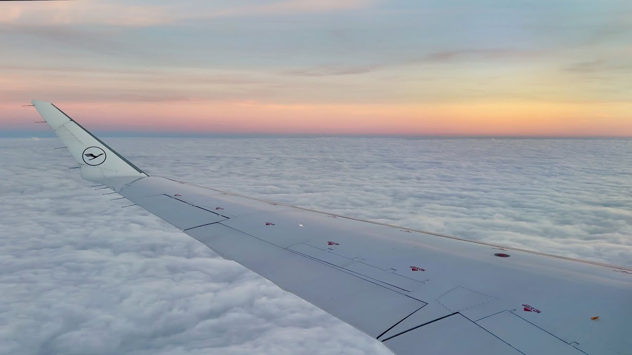 Lufthansa CityLine CRJ-900 | Wingview Landing Nantes Atlantique Airport NTE