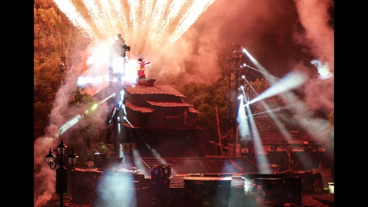 Fantasmic! (2017) Full Show [4K] Fantasmic 2.0 at Disneyland
