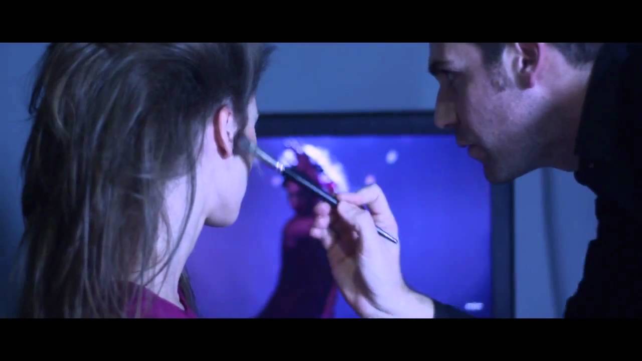 Backstage Spot TV SMALTOMANIA - Lasting Color e Nail Art Kit by Pupa Milano