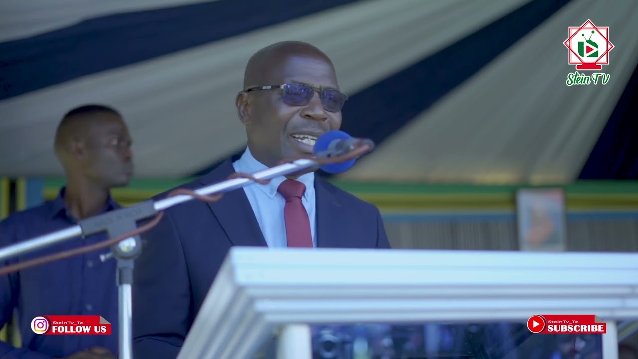 MKUU WA MKOA WA KIGOMA MH.THOBIAS ANDENGENYE  MGENI RASMI MAHAFARI YA SHULE ZA KAIZIREGE NA KEMEBOS.