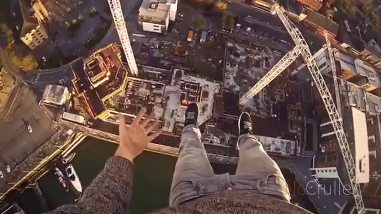 【高所恐怖症】ヒヤヒヤする世界のクレイジーな奴らの主観映像集!!