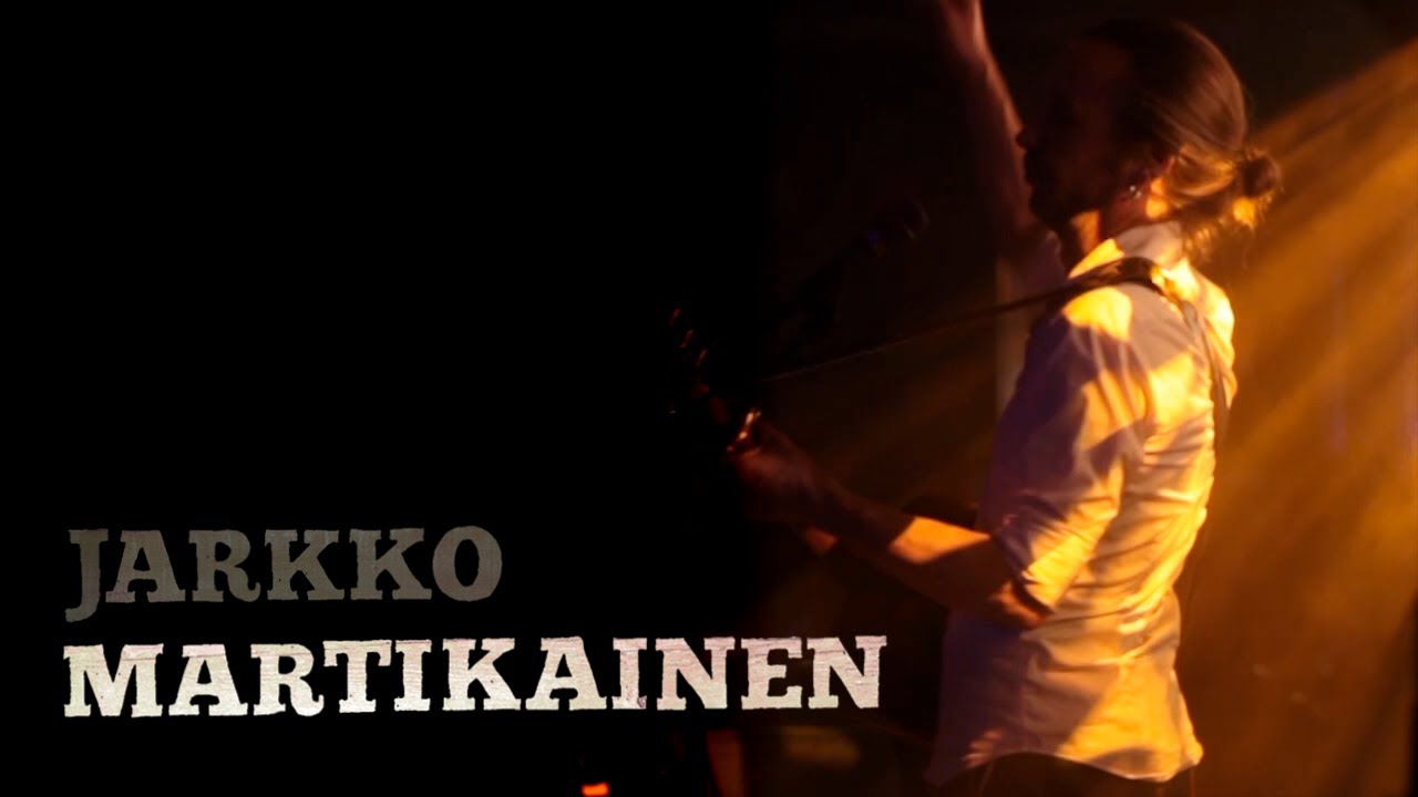 Jarkko Martikainen - Valssi tanssitaidottomille (Live)