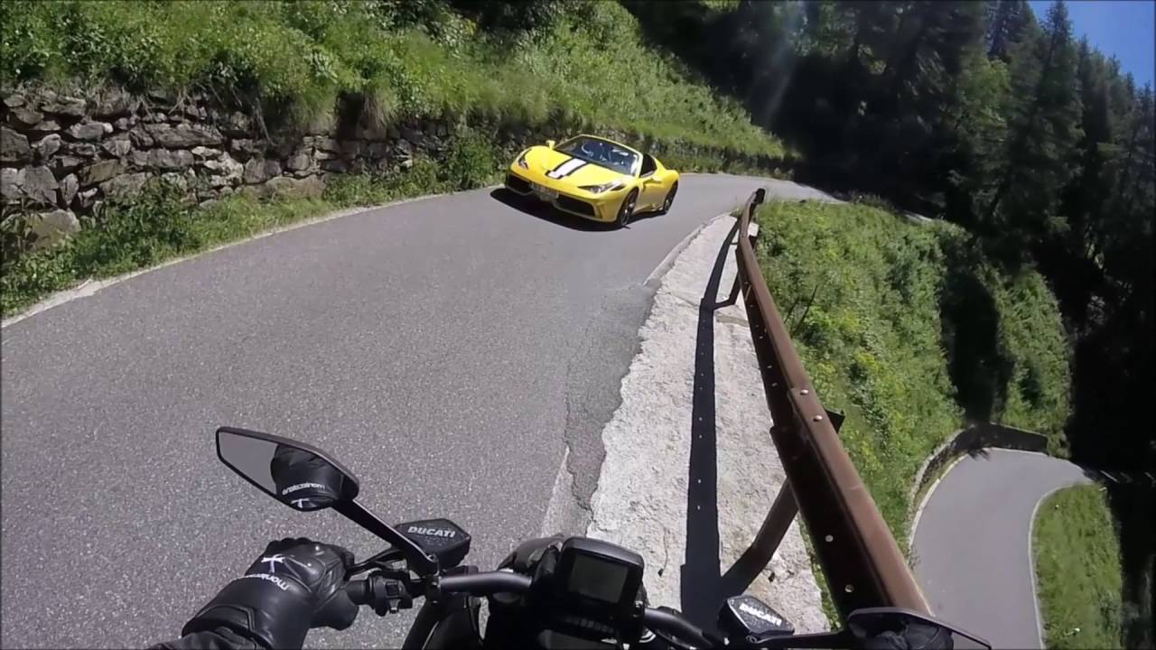 Passo Gavia in Moto
