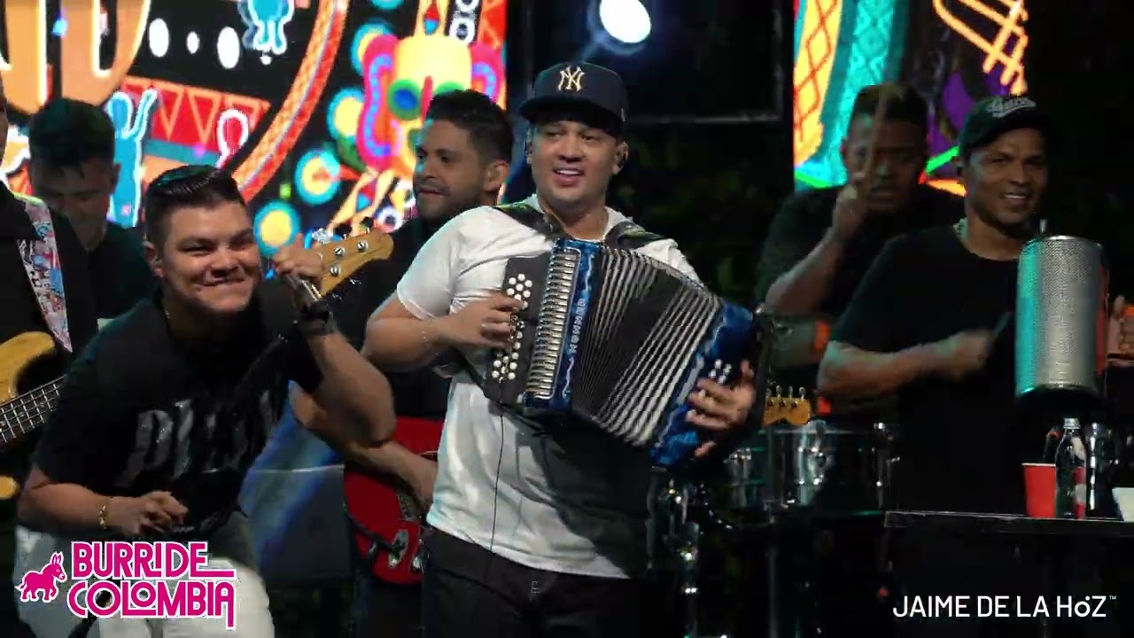 Mosaico carnaval - Oscar Gamarra en el Burrifest
