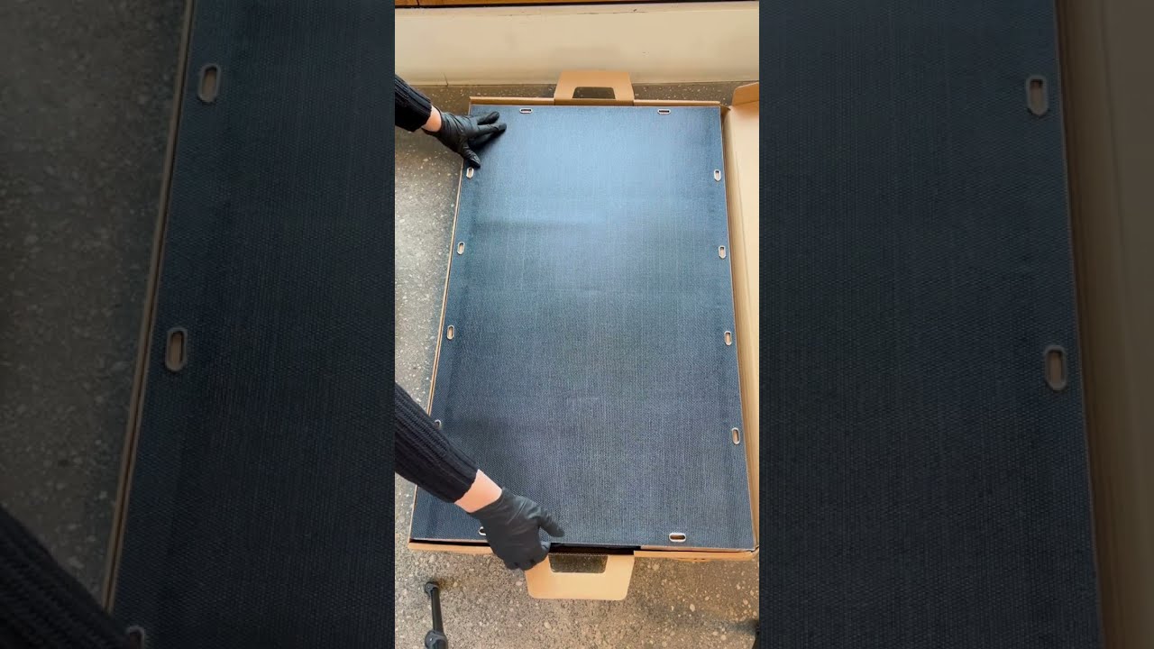 Unboxing: WeDoSolar Light 640 Watt, Solar Balcony PV Panels - Ostrom Store