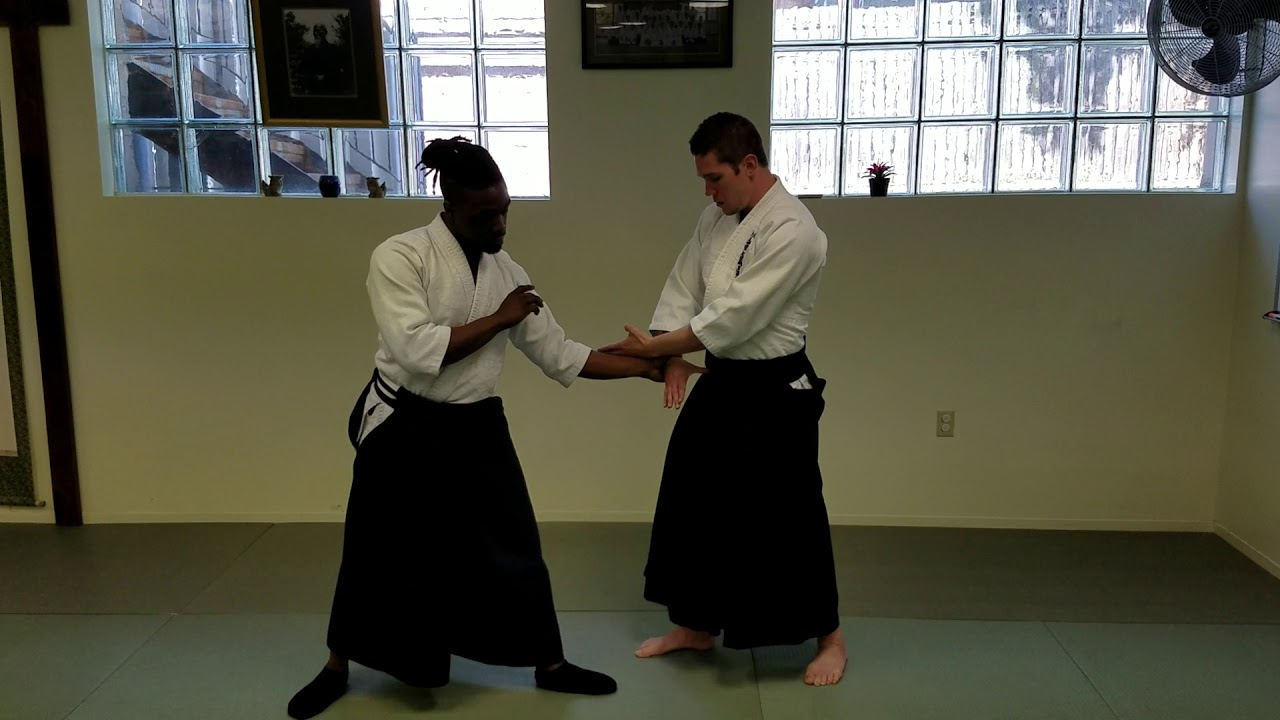Katate Dori -- Kote Gaeshi