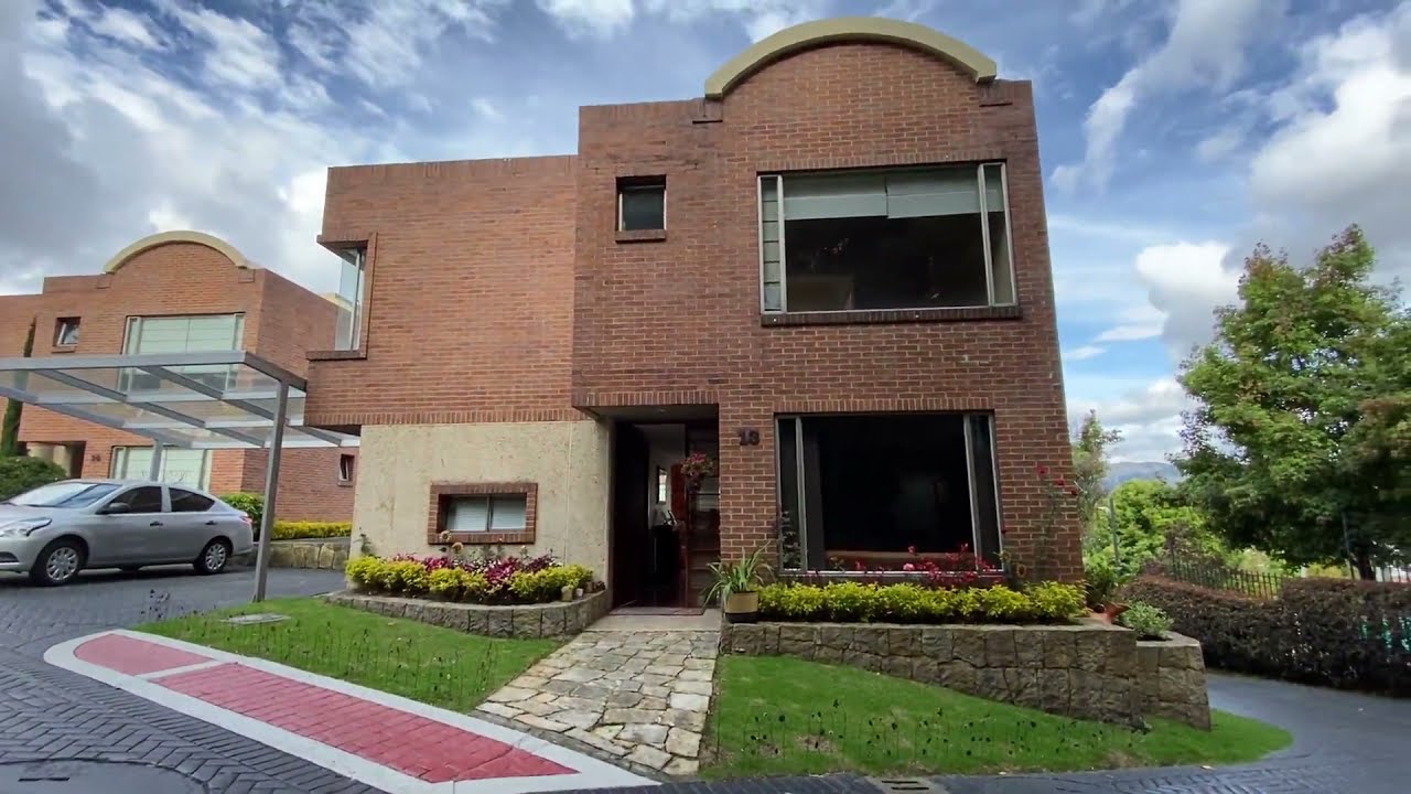 VENTA Y/O PERMUTO CASA  ALTOS DE SOTILEZA MONTICELLO 3, BOGOTÁ