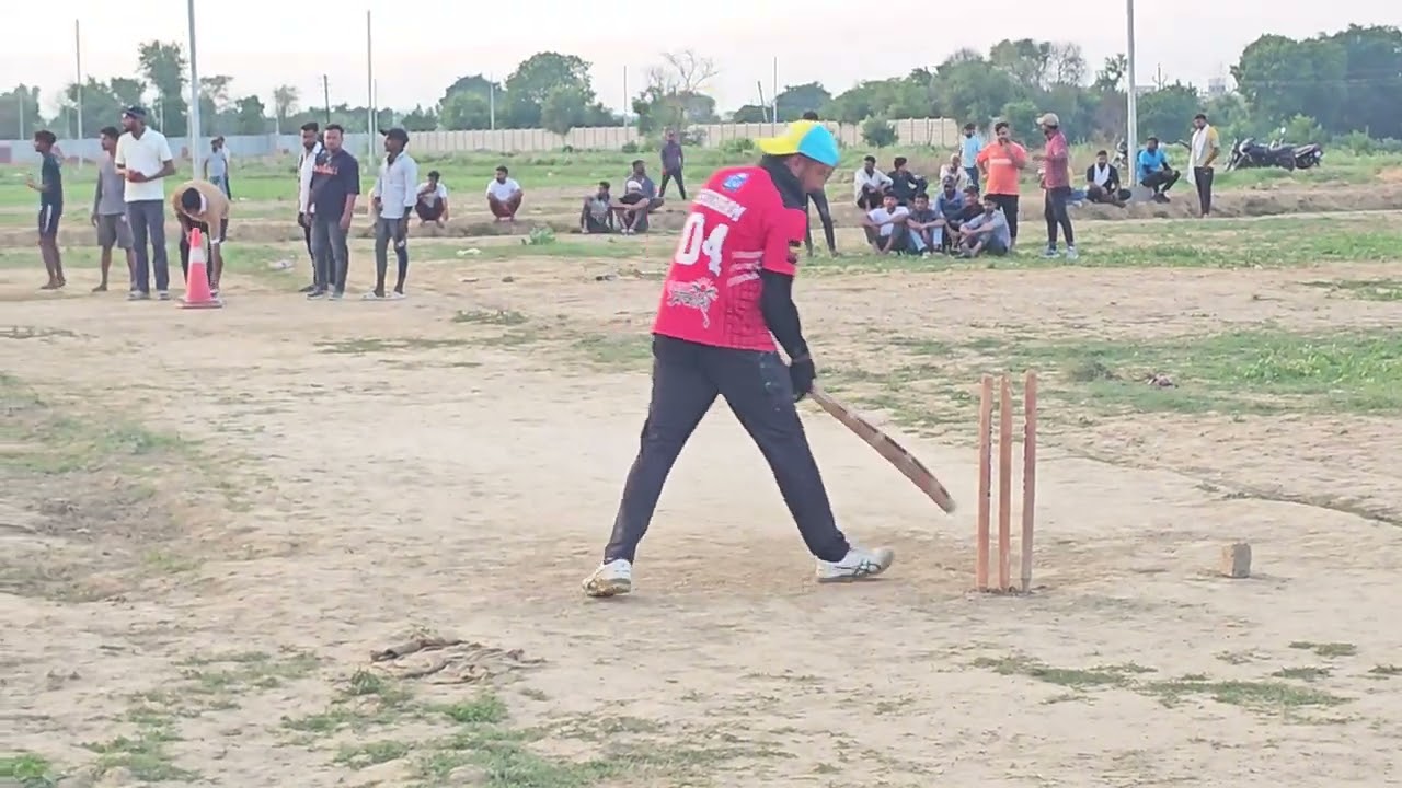 up pandat vs. aligarh tilua scheme match bhatta 10 over 124 run 6 wicket 6 Fielder 