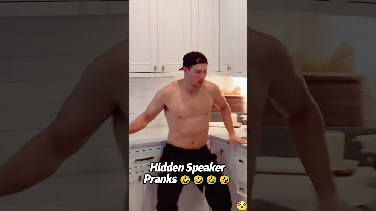 Hidden speaker prank 😀😀😀