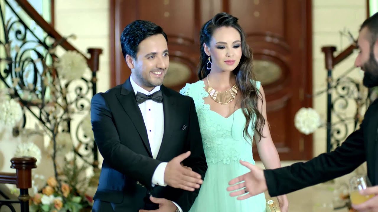 Taani bkhanjar Roni Kassar/  طعني بخنجر روني كسار