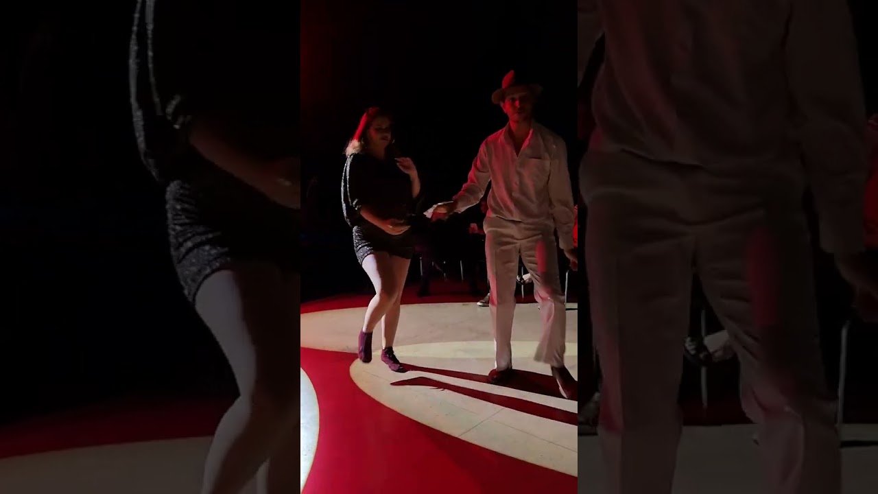 Ana Diniz e Pedro Mariano. Improviso de salsa no Clube do Choro de Brasília.
