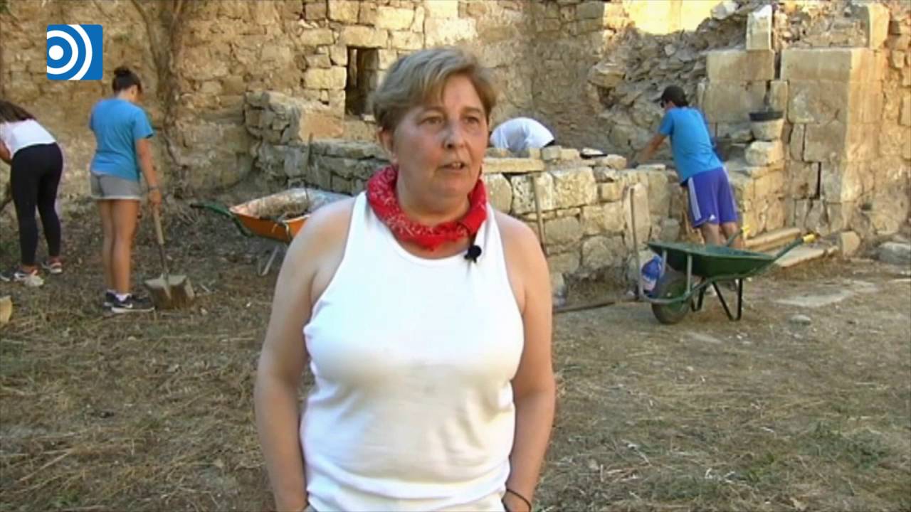 Decenas de voluntarios restauran el Monasterio de Río Seco