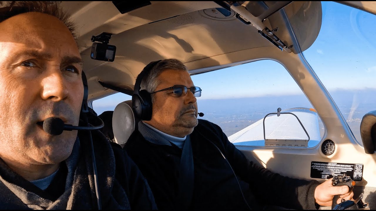 🛩 Vol local avec une couche de stratus