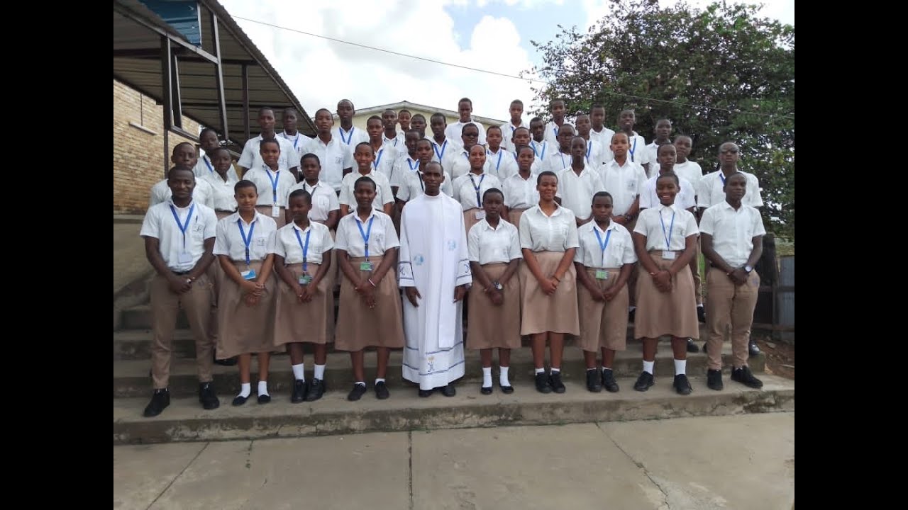 Turate uburezi Gatolika by Padri BIGIRIMANA Jean Pièrre Ft. Chorale du College Christ Roi
