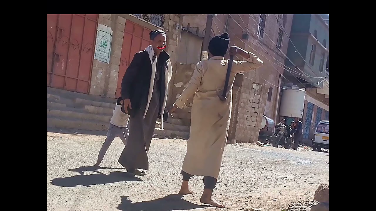 مقلب المجنون في الشارع😱|M1