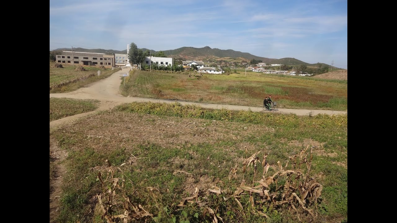 North Korea Train Tour 2015: From Pyongyang to Hamhung  北朝鮮鉄道の旅：平壌から咸興へ