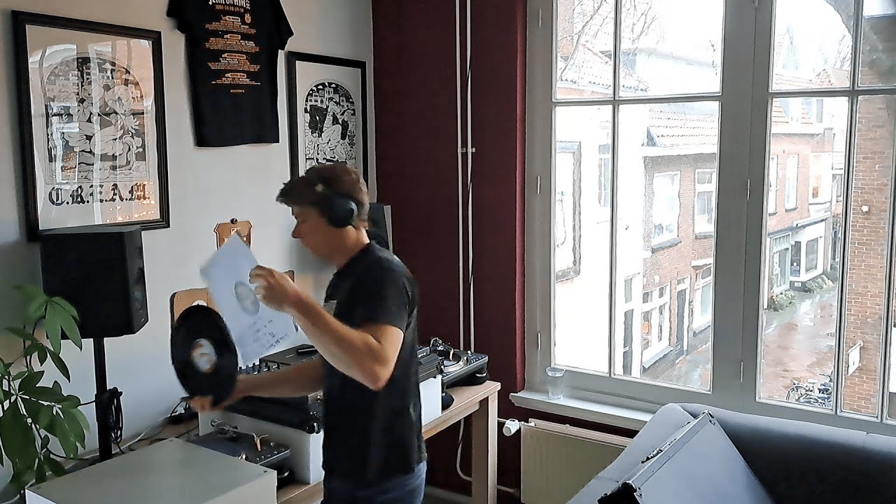 VINYL Early Hardcore set by The Early Bird