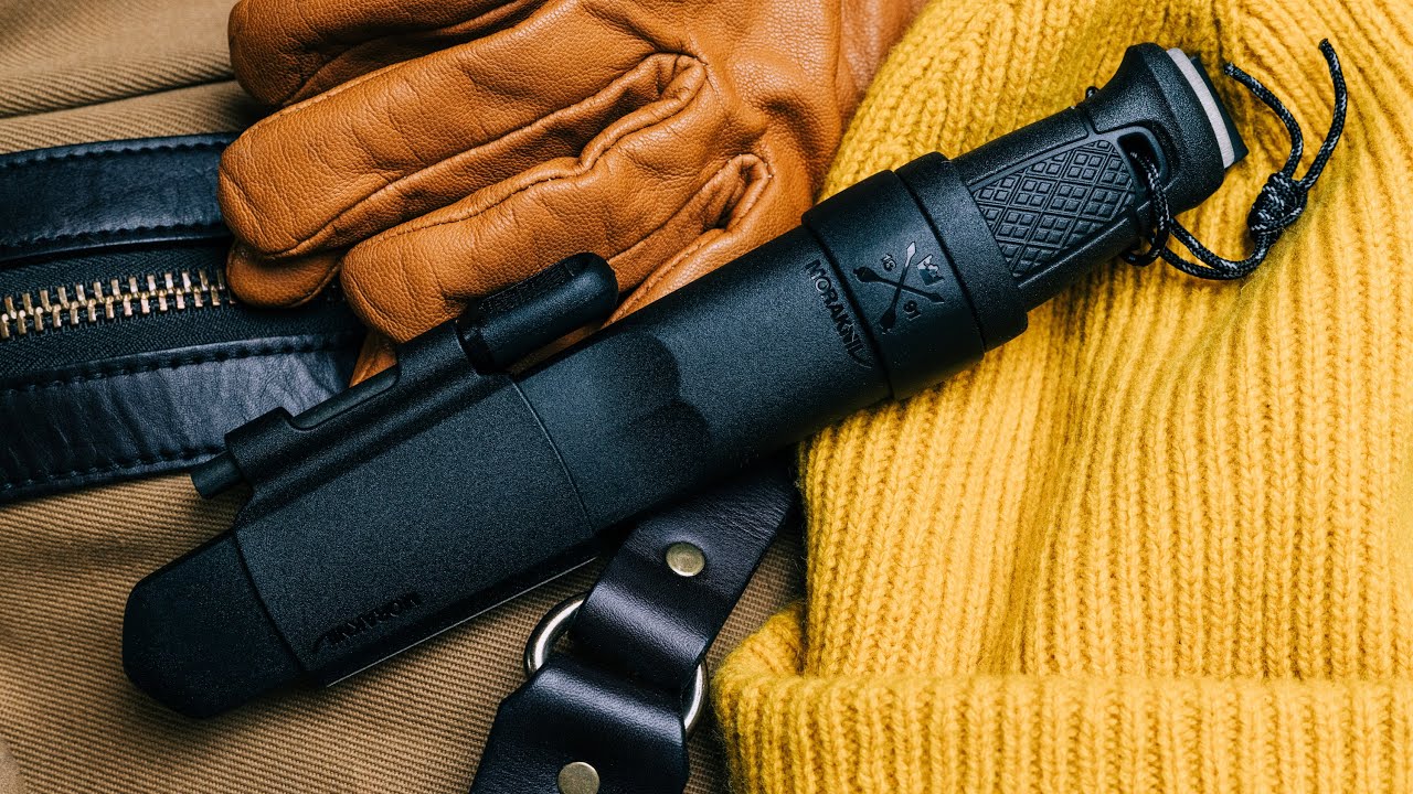 First Impression of Morakniv Garberg Full Tang Carbon Steel Blade with Survival Kit