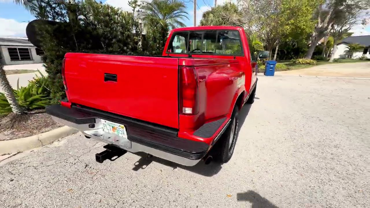 1989 Chevy Step-side 4X4 Exterior Walk Around 