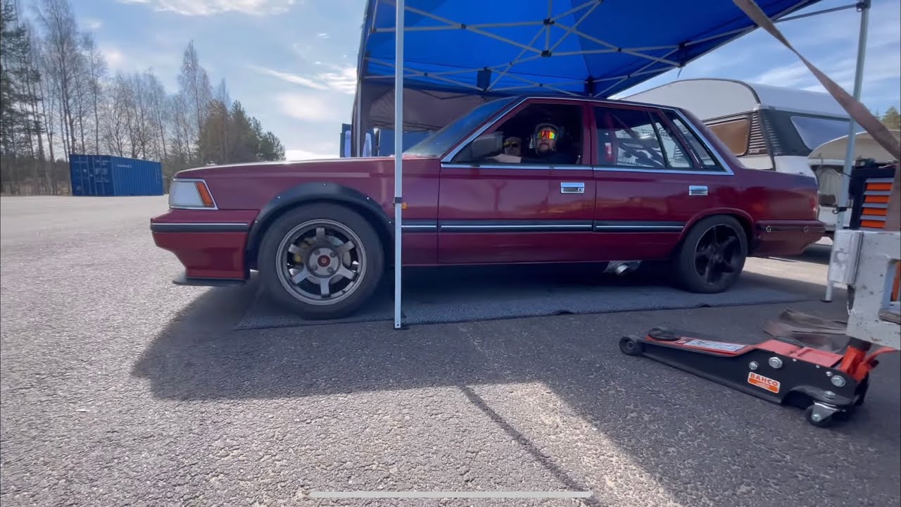 Nissan Laurel C32 Driftmadness Kaanaa.