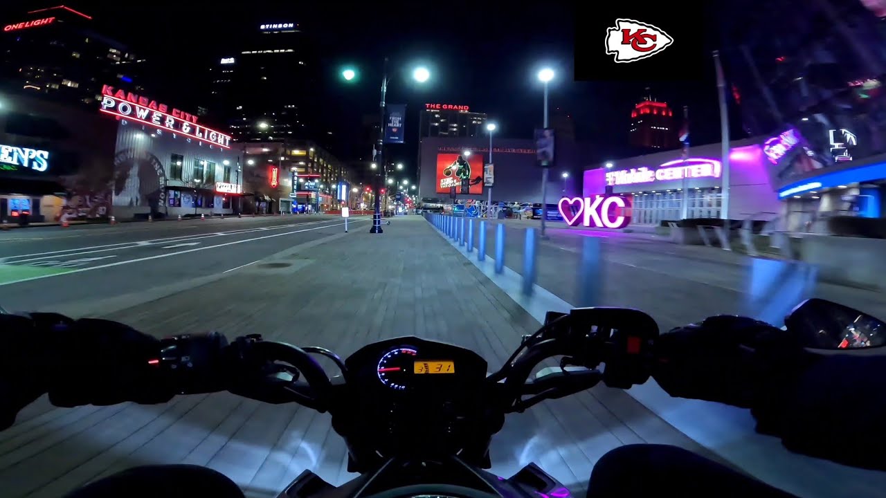 POV | Night Ride Through Kansas City| 2024 Kawasaki z125 pro | [Raw sound]