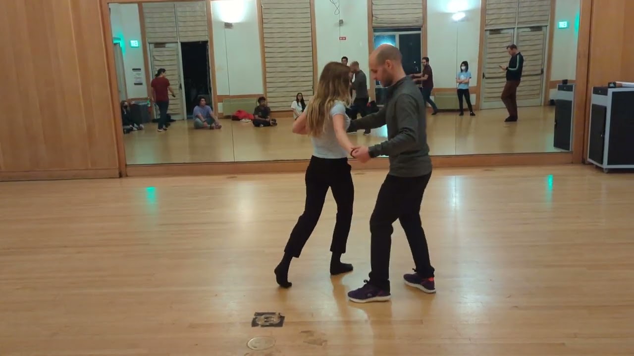 Zouk 1 - basic, lateral, lunge turn, dove release