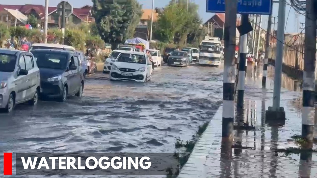 Srinagar: Brief Spell of Heavy Rain Triggers Massive Waterlogging
