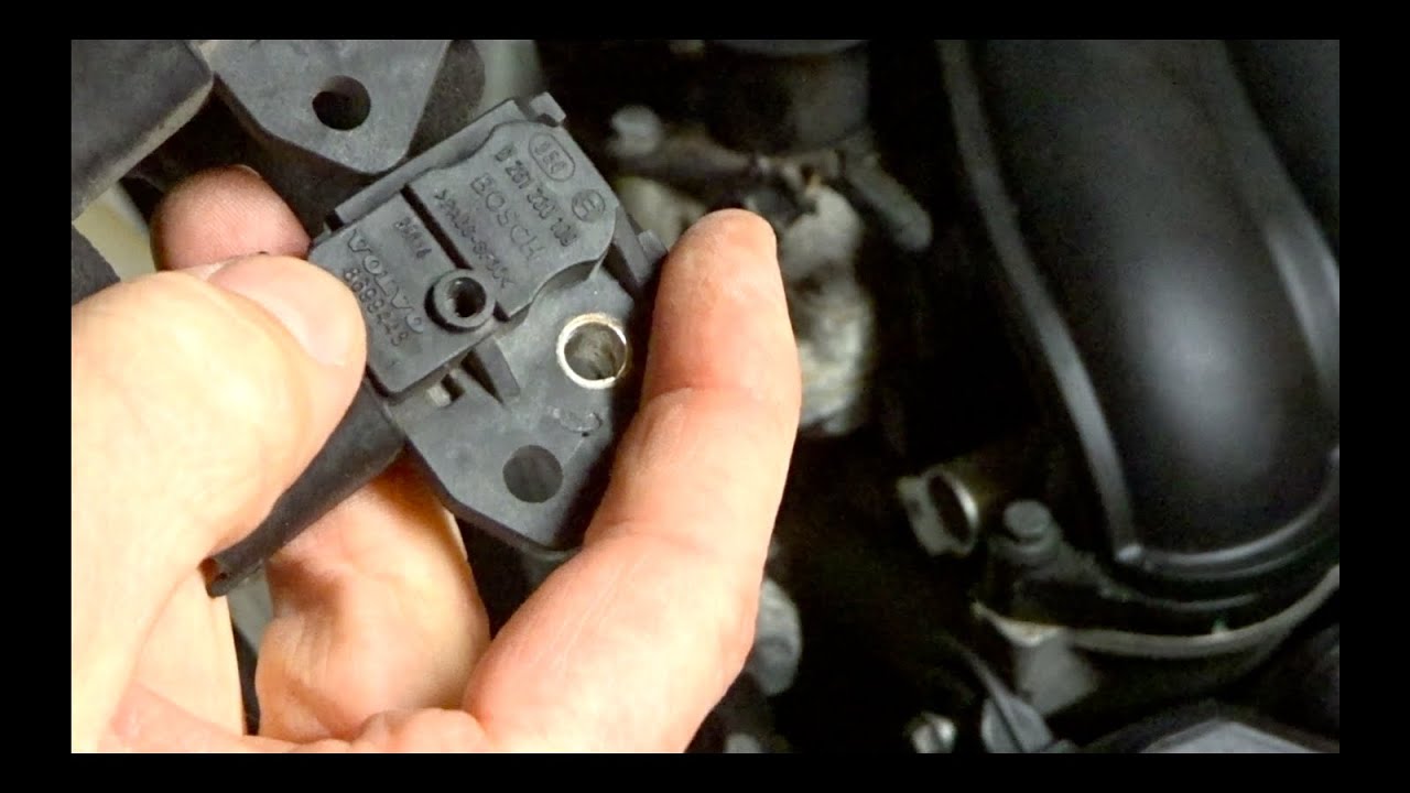 BYTER BRÄNSLETRYCKSGIVARE PÅ VOLVO V50