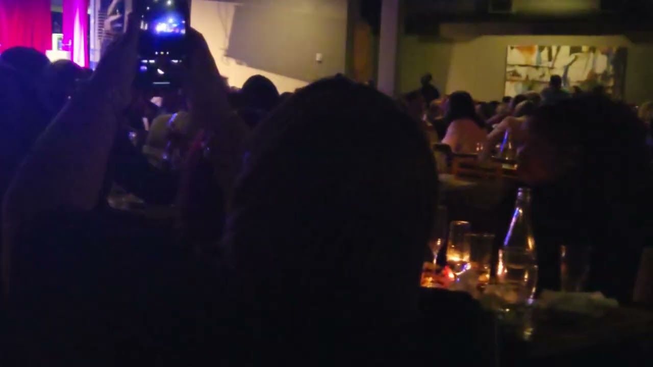 El Debarge Crashes Out in Atlanta City Winery over sound system