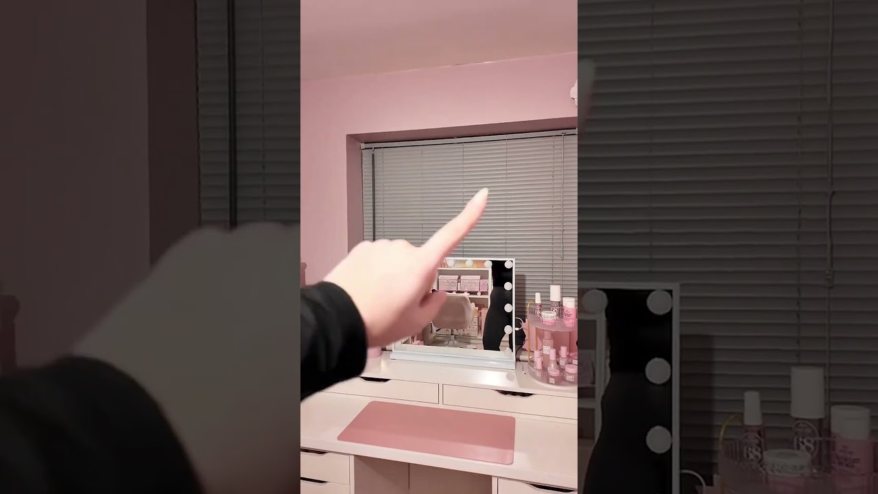 Love this small room transformation! What do you think? #beauty #makeup #vanity