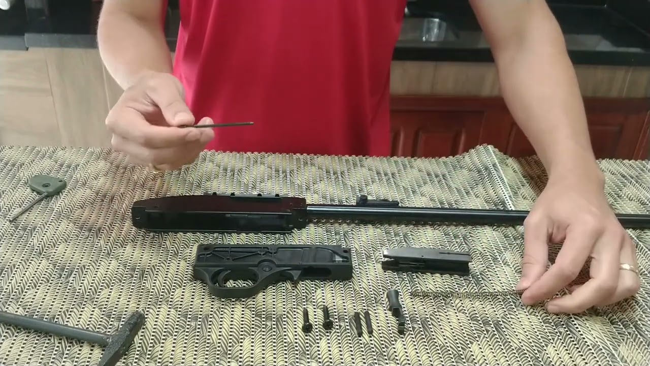 Desmontagem Rifle Semiautomático CBC 7022 Way calibre .22 LR
