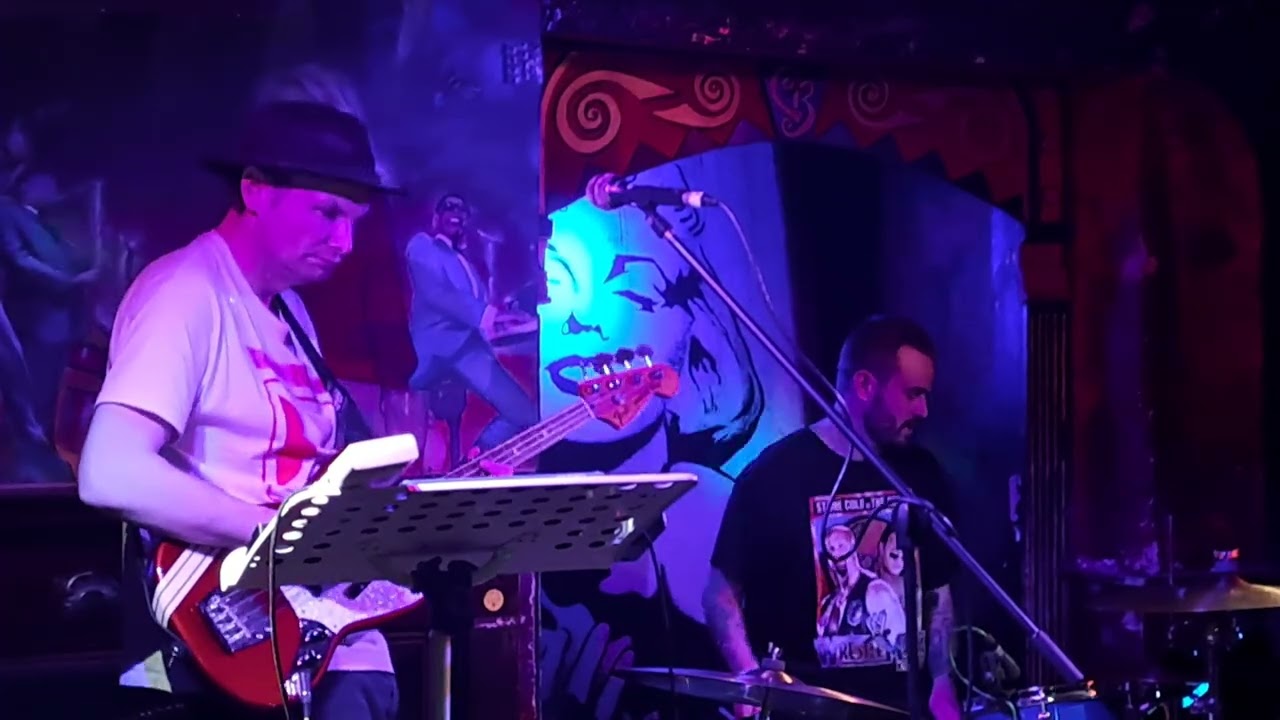 Powdered Cows at Chaplin's And The Cellar Bar: Weird Out
