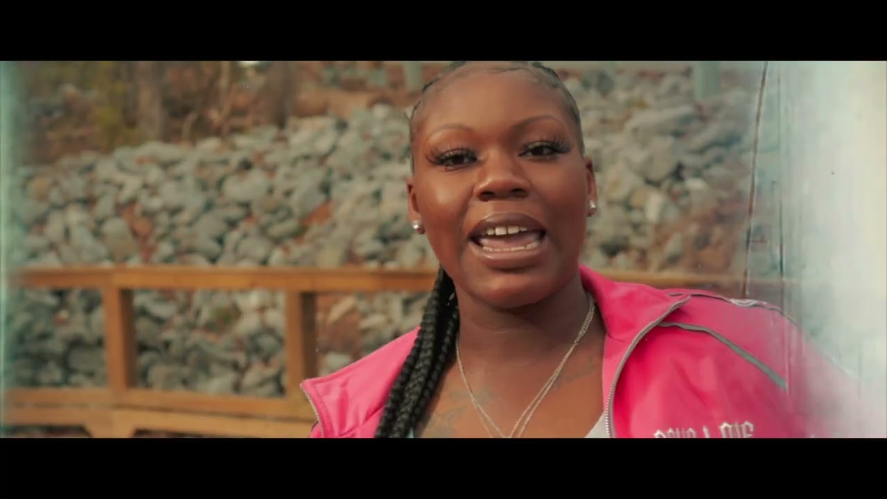 Gwolla   Make It Out Featuring Deezy cash x Cle Raq