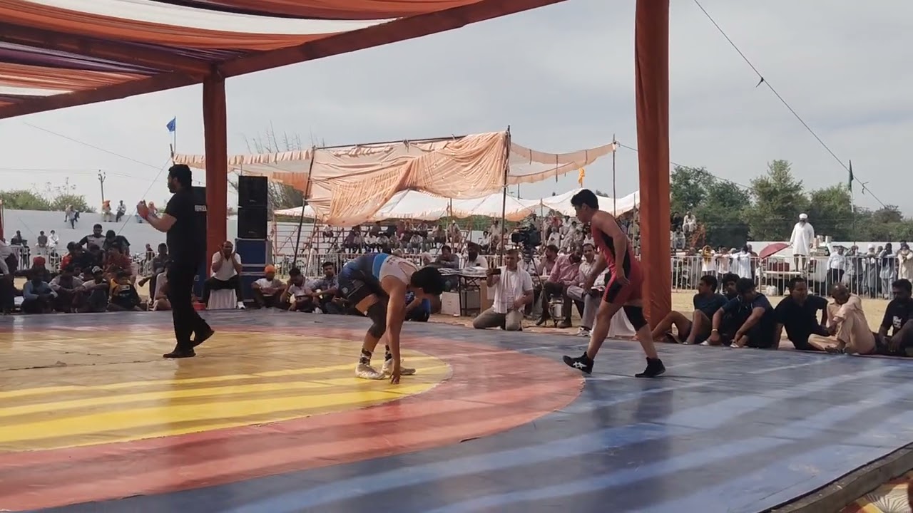 AARTI RTK VS REENA HISAR MANANHANA DUNGAL ME HUI JABBARDAST KUSTI🤼‍♀️#wrestling #sports #mma 