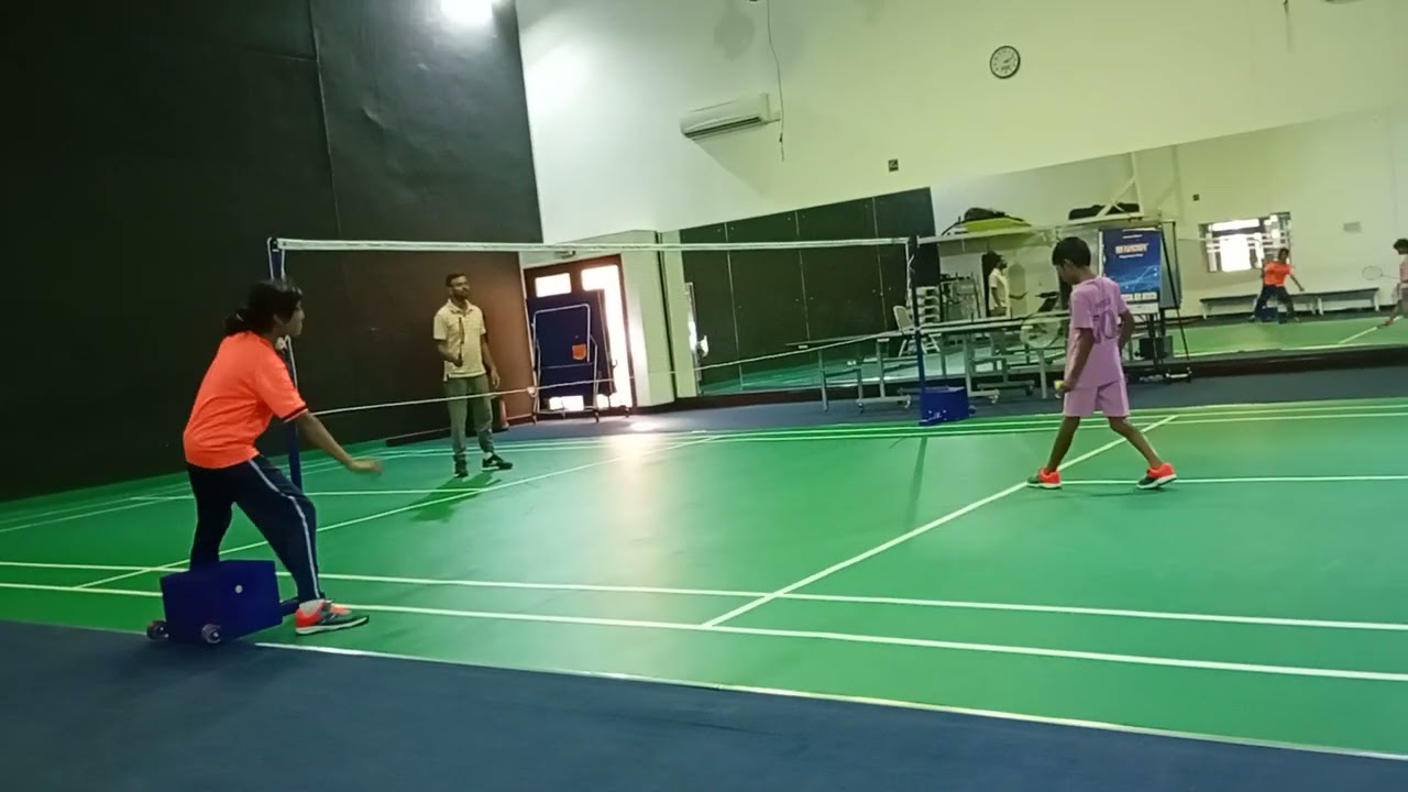 Batminton 🤸 game 