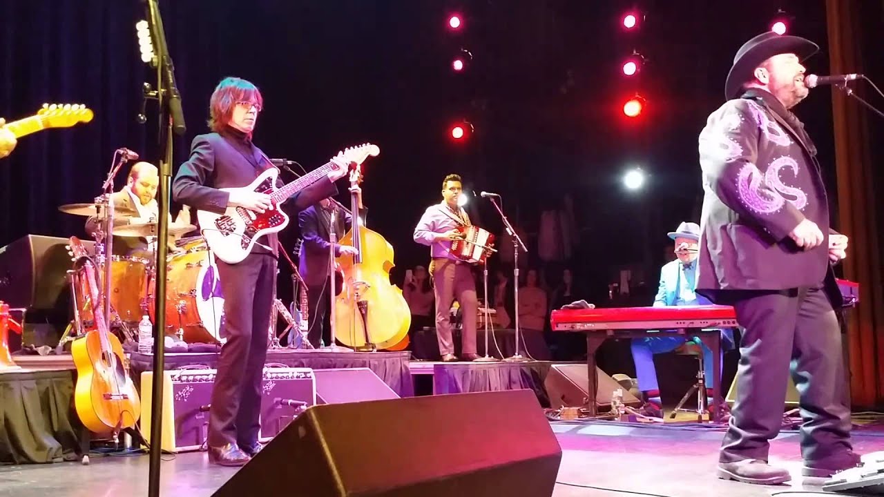 The Mavericks, 