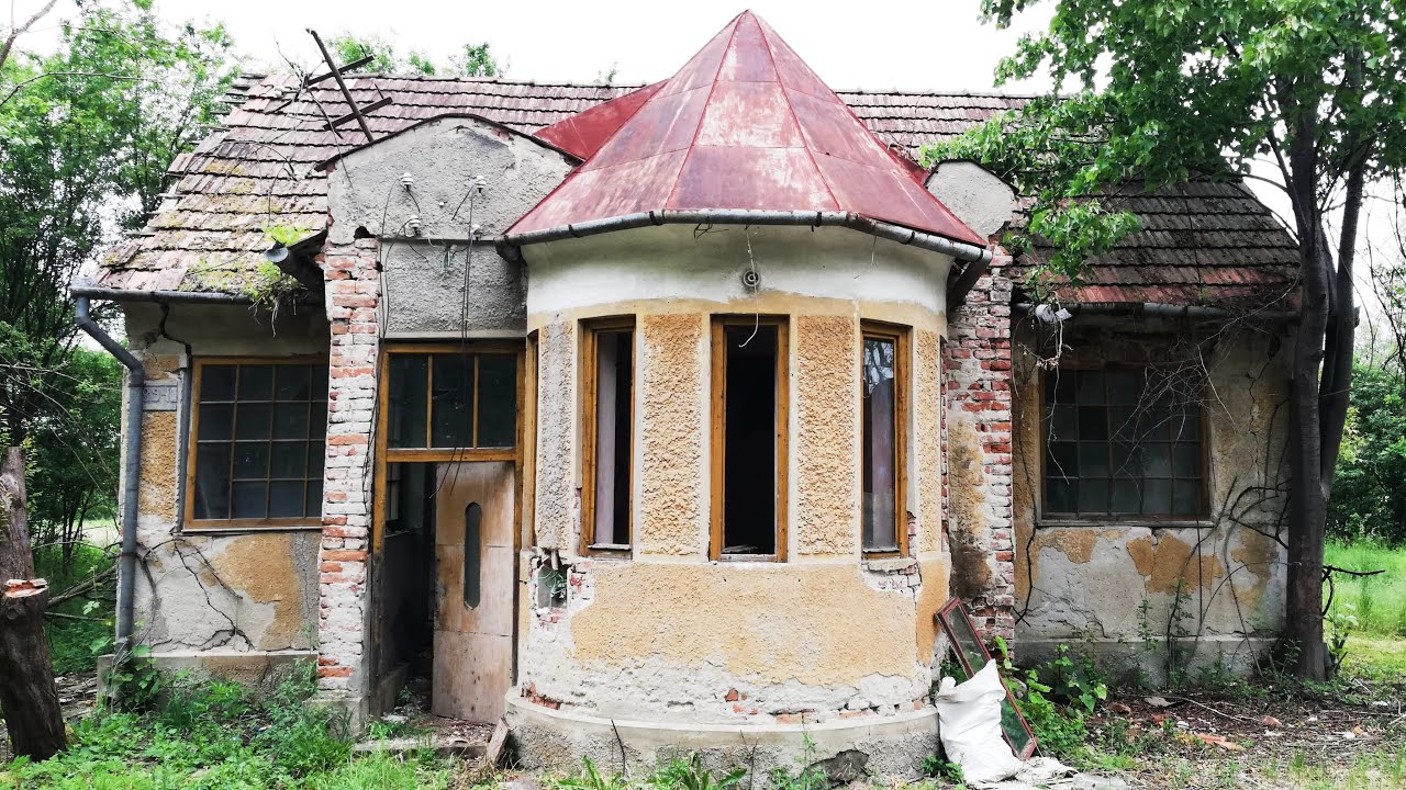 15 MONTHS IN 1 HOUR ABANDONED HOUSE RENOVATION TIME LAPSE! Restoration of an OLD Derelict MANSION