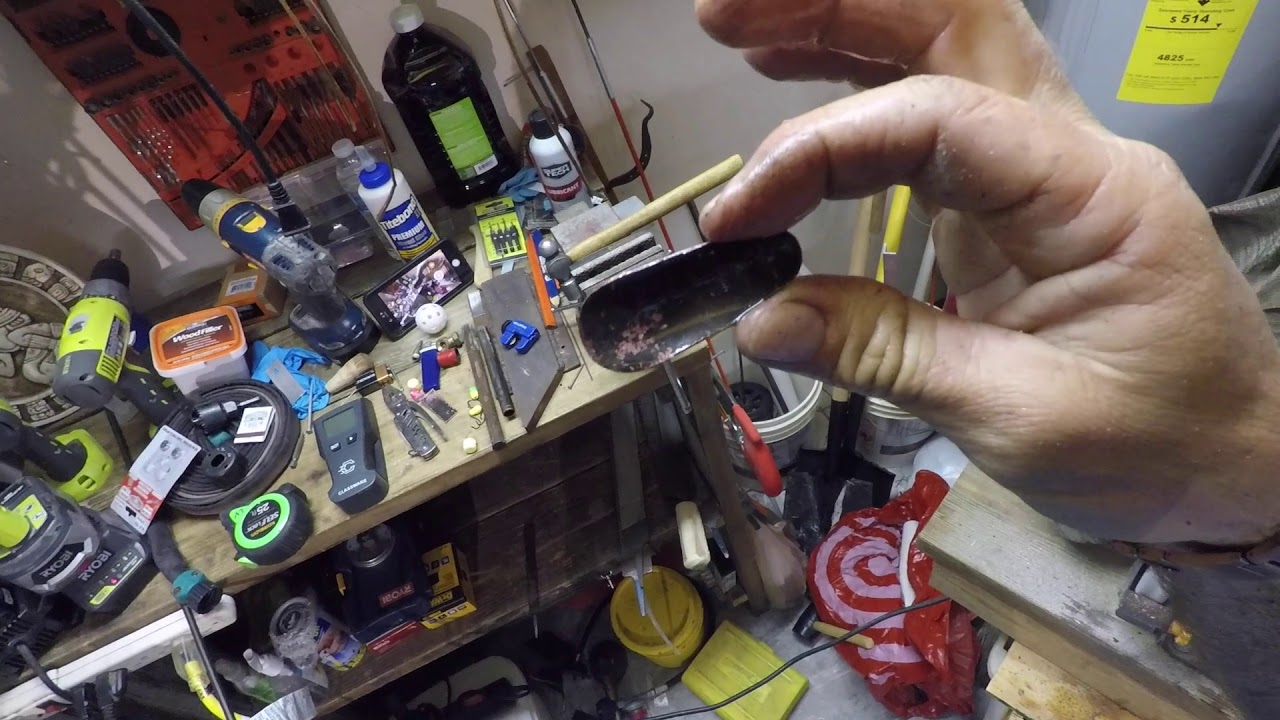 Como hacer cucharas para pescar hechas en casa y acción bajo el agua.