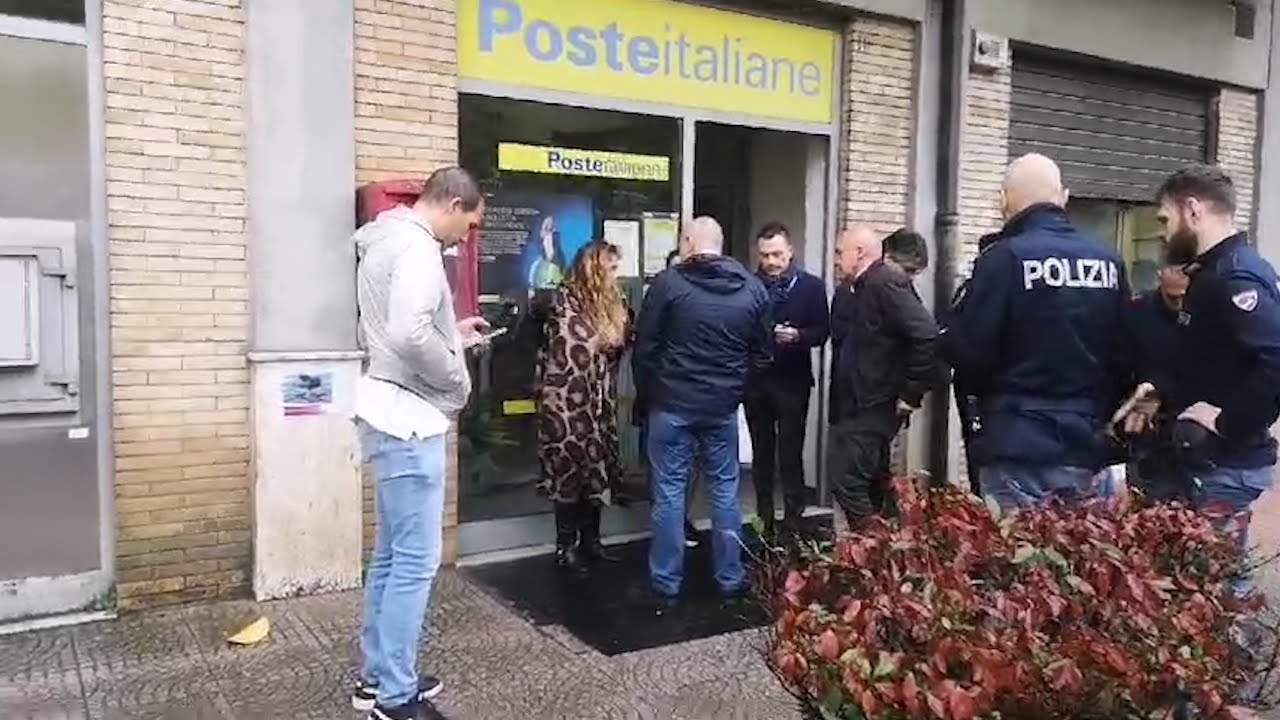 Rapina a mano armata alle Poste, terrore in Irpinia. Bottino 70.000 €