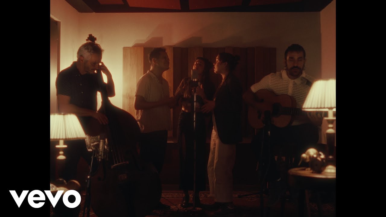Ombligo, Alejandro y Maria Laura - Silencio