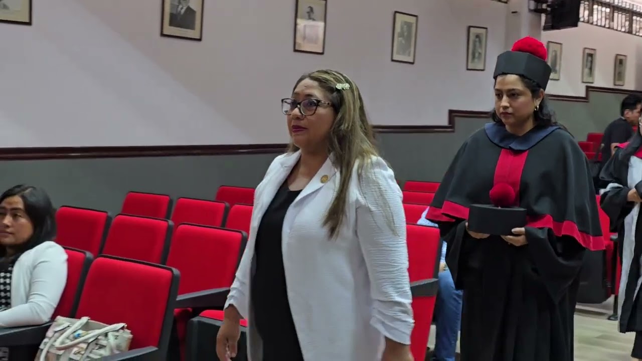 *Graduación de la Licenciada. Karla Lara de la USAC Facultad de Ciencias Jurídicas y Sociales*