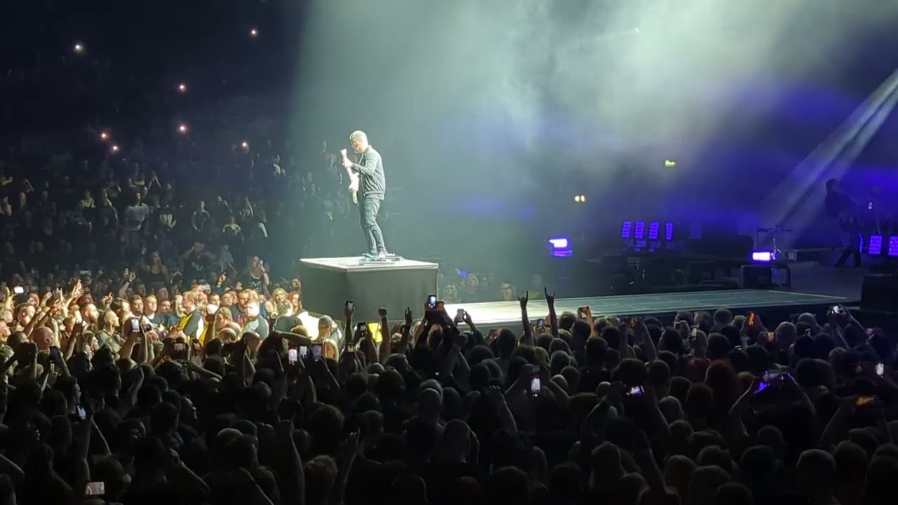 PARKWAY DRIVE - DARKER STILL (LIVE) - MANCHESTER AO ARENA 01/10/2022