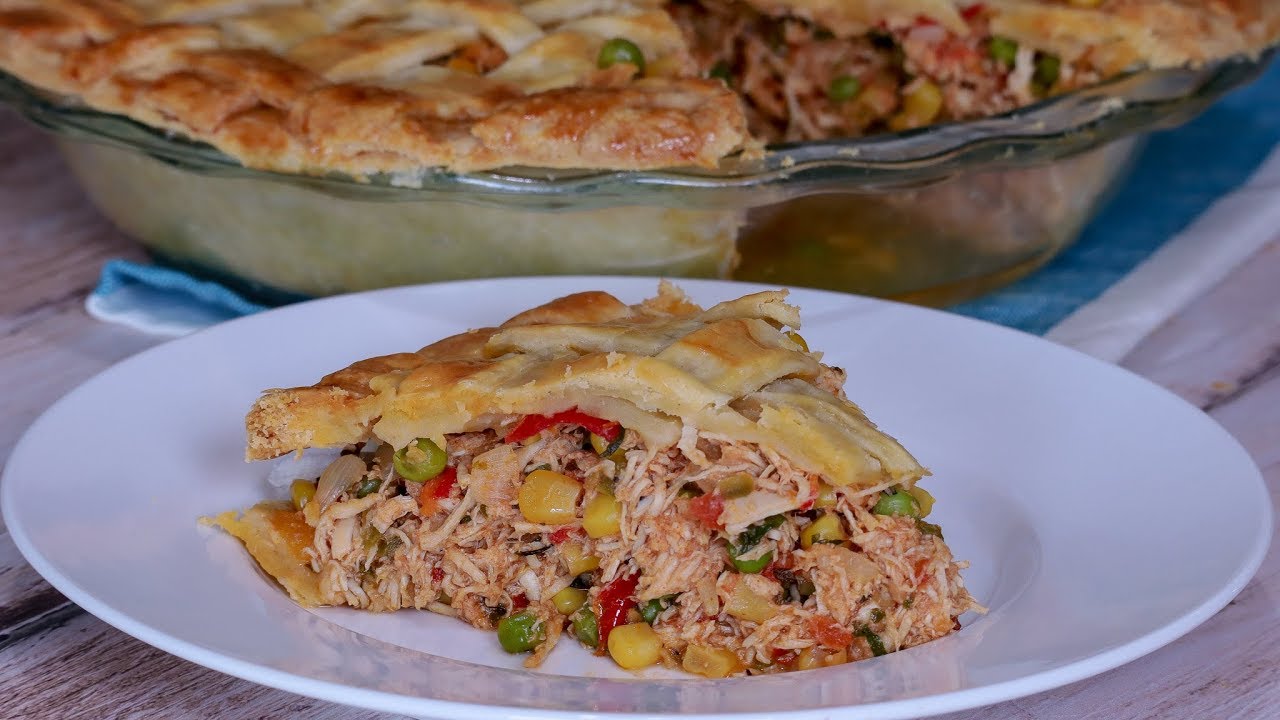 Pastel de pollo desmechado al horno