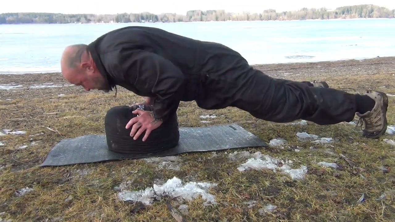 100 lbs Sandbag Outdoor Workout - fresh air and new positive energy for everyday life!  PEACE